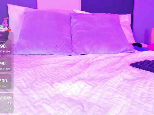 SophieGomez2 webcam