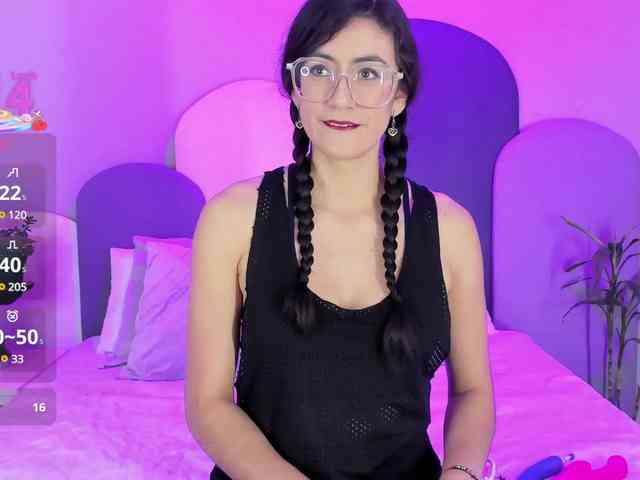 SophieGomez2 webcam