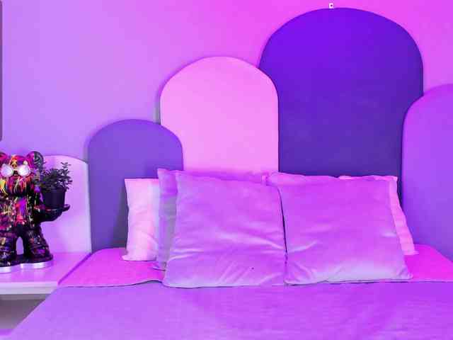 SophieGomez2 webcam