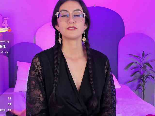 SophieGomez2 webcam