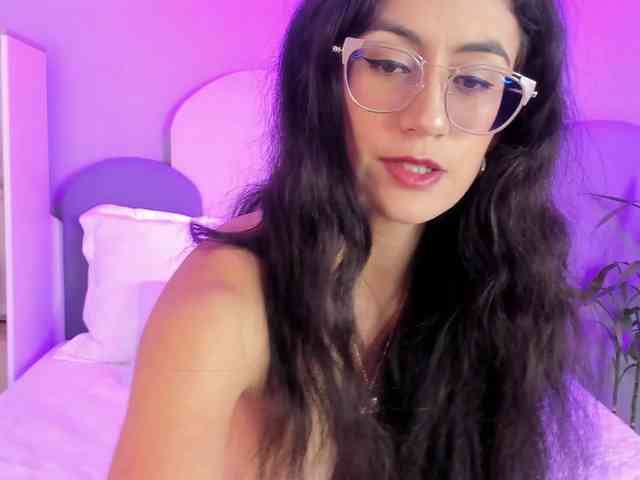 SophieGomez2 webcam