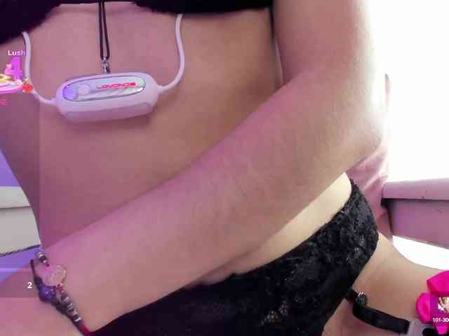 SophieGomez2 webcam