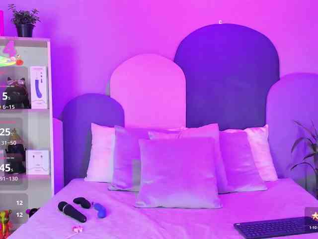 SophieGomez2 webcam