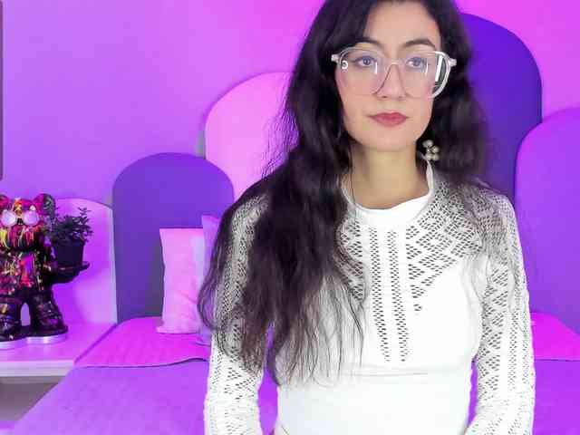 SophieGomez2 webcam