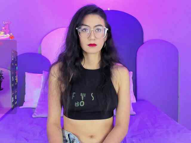 SophieGomez2 webcam