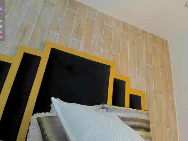 IsabellaSouza webcam