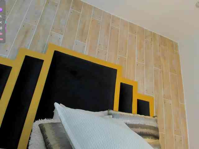 IsabellaSouza webcam