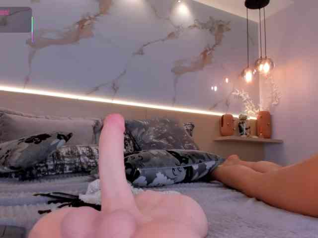 IsabellaSouza webcam