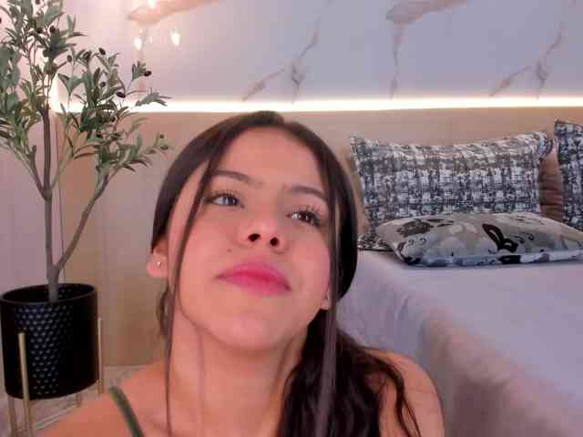 IsabellaSouza webcam