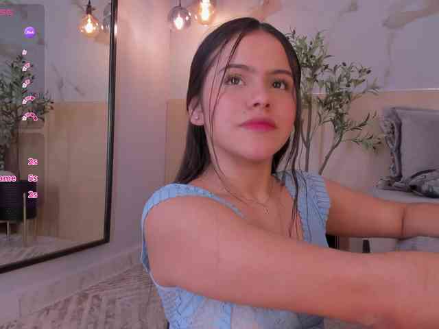 IsabellaSouza webcam