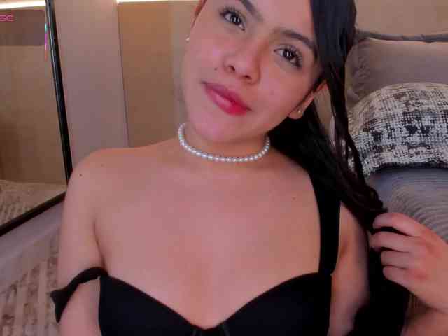 IsabellaSouza webcam