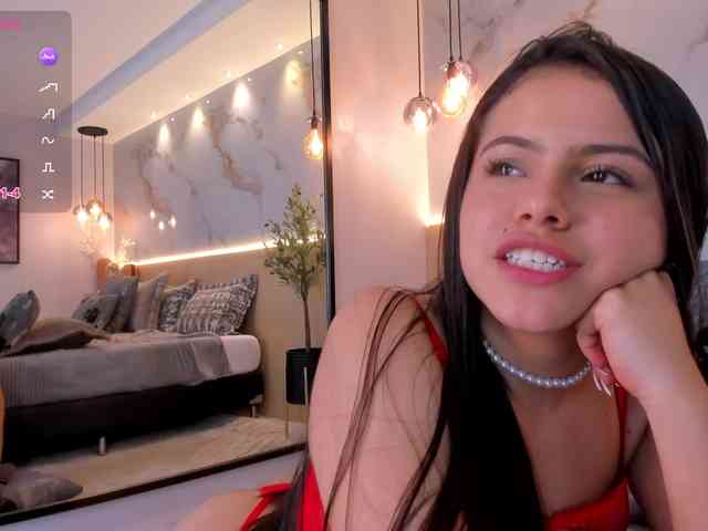 IsabellaSouza webcam