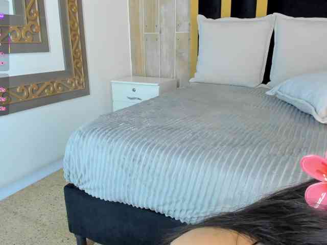 IsabellaSouza webcam