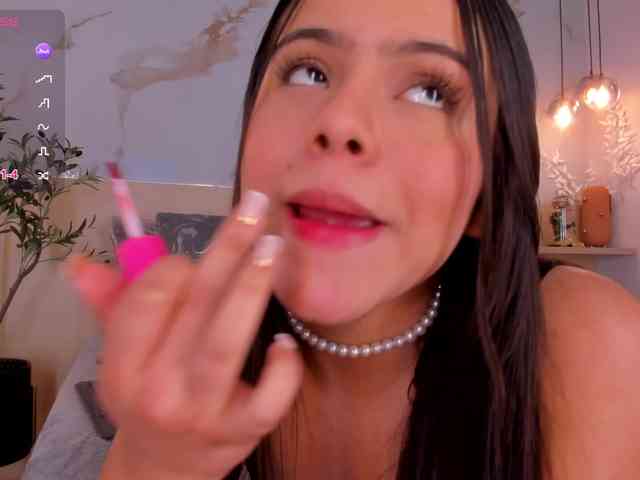 IsabellaSouza webcam