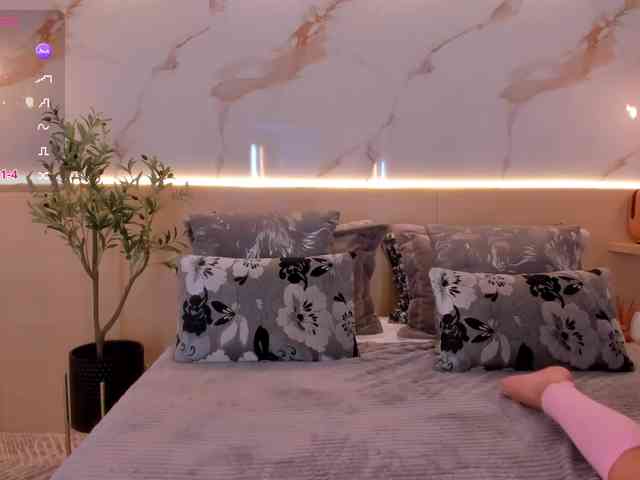 IsabellaSouza webcam