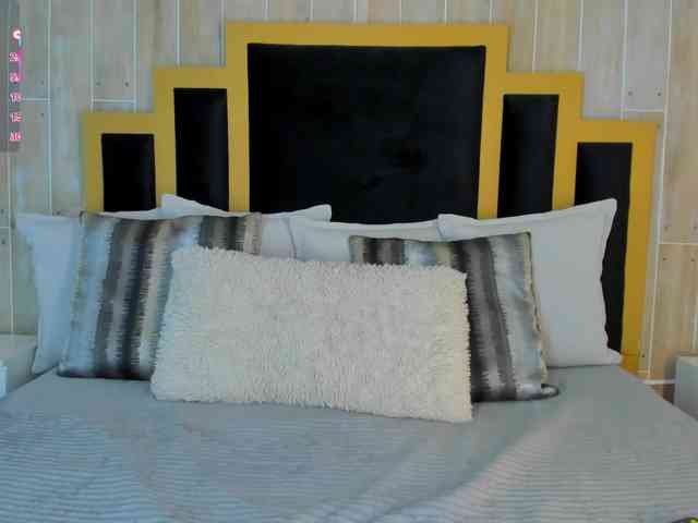 IsabellaSouza webcam