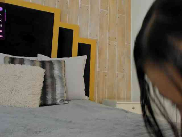 IsabellaSouza webcam
