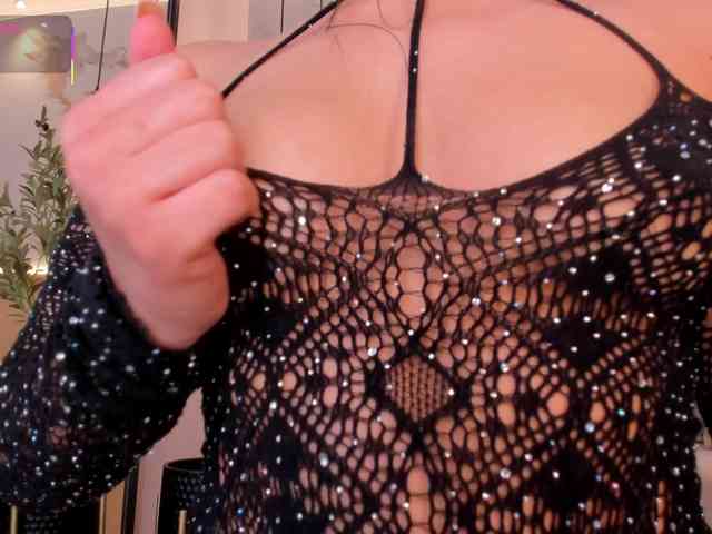 IsabellaSouza webcam