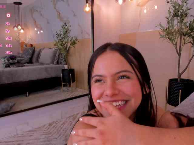 IsabellaSouza webcam