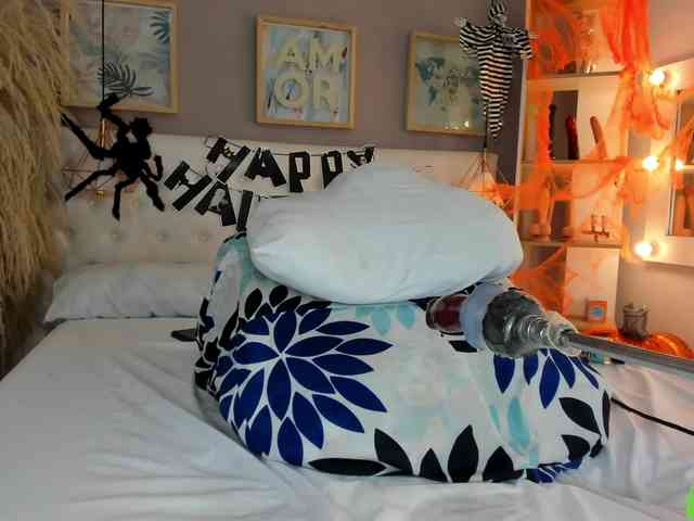 julyannaa webcam