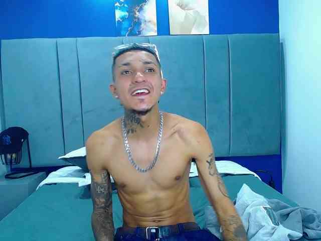 kai-savage Live Webcam on BongaCams