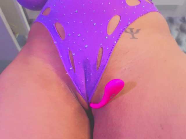 Gabytaylor live cam profile