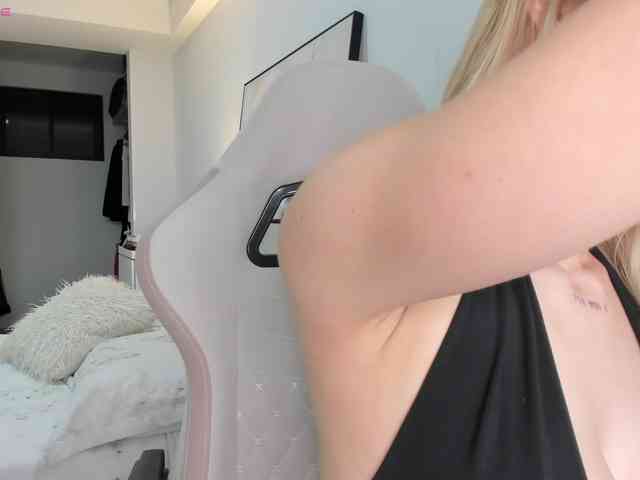 Danyblonde webcam