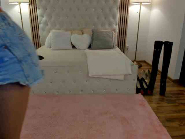 RebySquirt webcam