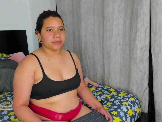 Marlliconnor webcam