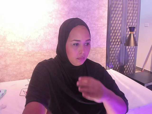 BBWHijab's BongaCams show and profile