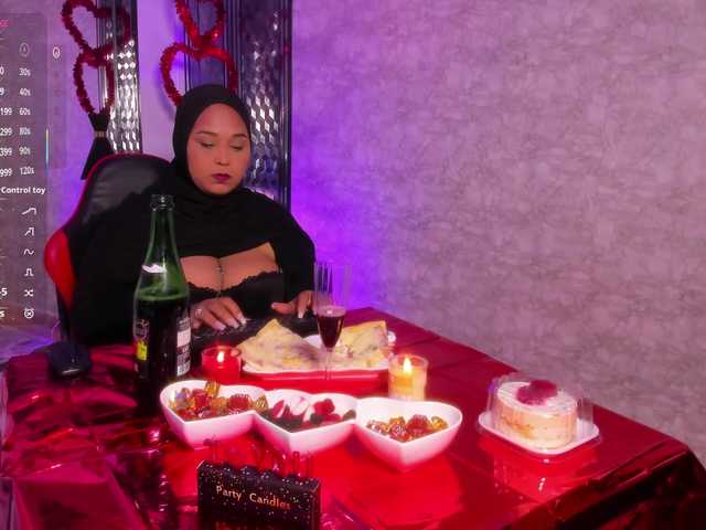 BBWHijab's BongaCams show and profile