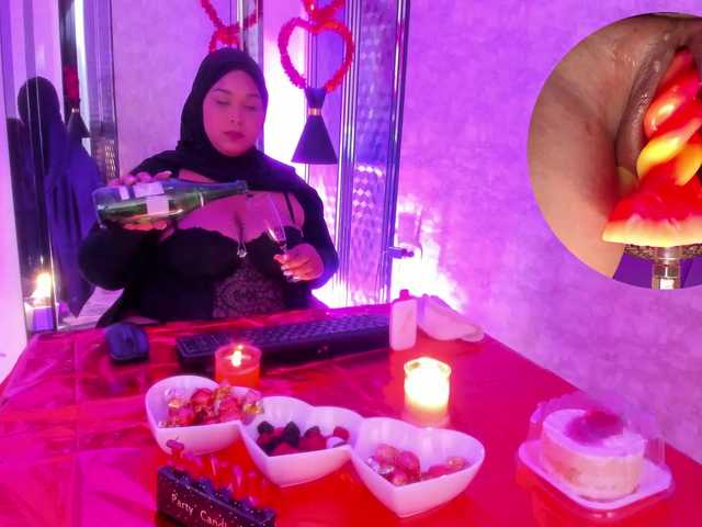 BBWHijab's BongaCams show and profile