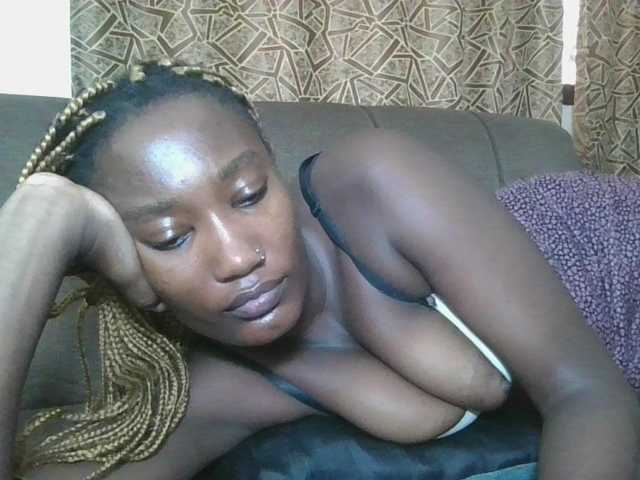 Missprettygal's BongaCams show and profile