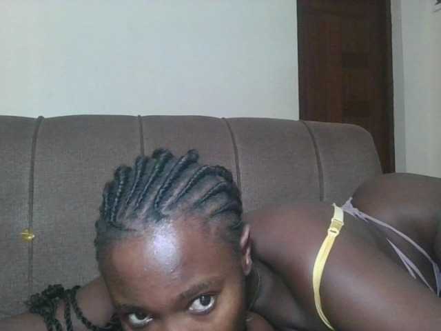 Missprettygal's BongaCams show and profile