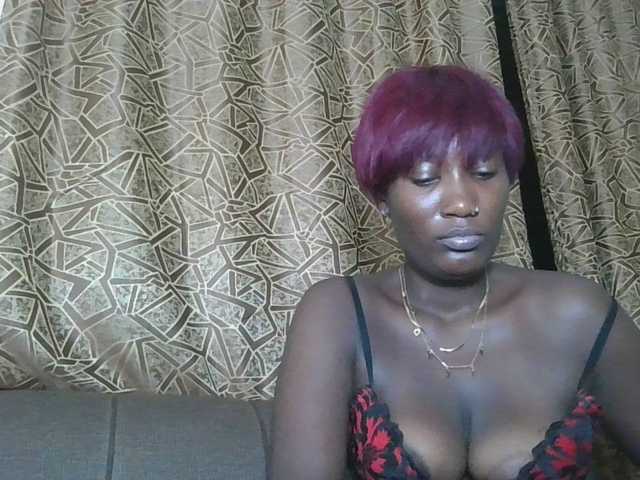 Missprettygal's BongaCams show and profile