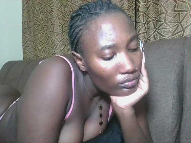 Missprettygal's BongaCams show and profile