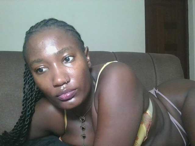 Missprettygal's BongaCams show and profile