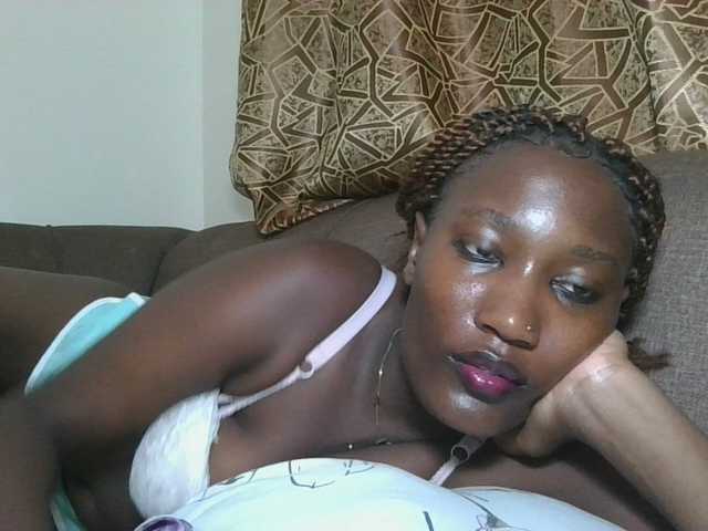  Missprettygal chat room