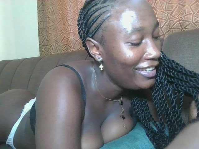 Missprettygal's BongaCams show and profile