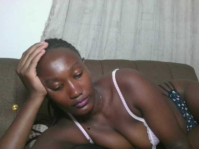  Missprettygal chat room