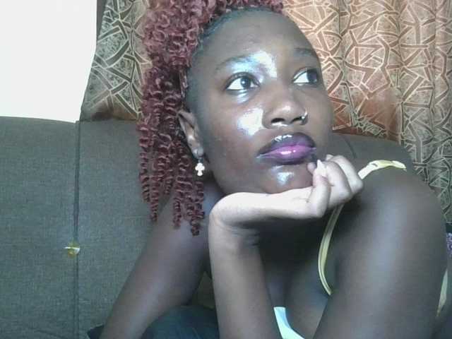 Missprettygal's BongaCams show and profile