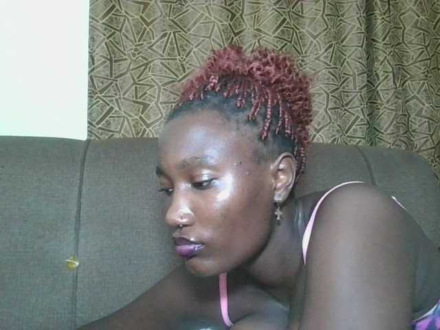 Missprettygal's BongaCams show and profile