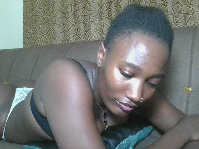 Missprettygal's BongaCams show and profile