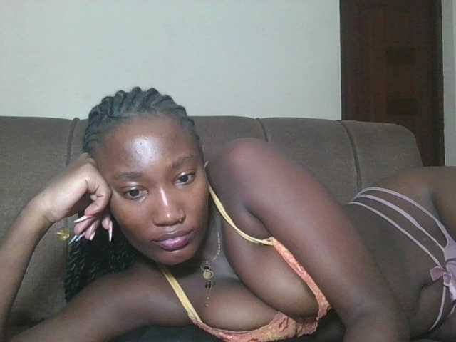 Missprettygal's BongaCams show and profile