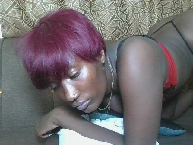 Missprettygal's BongaCams show and profile