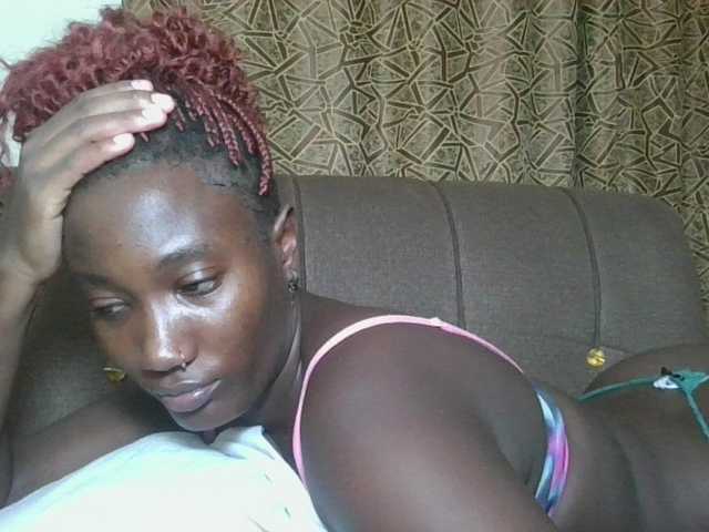 Missprettygal's BongaCams show and profile