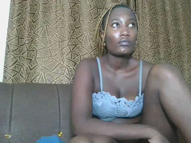 Missprettygal live cam profile