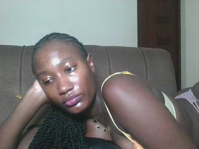 Missprettygal's BongaCams show and profile