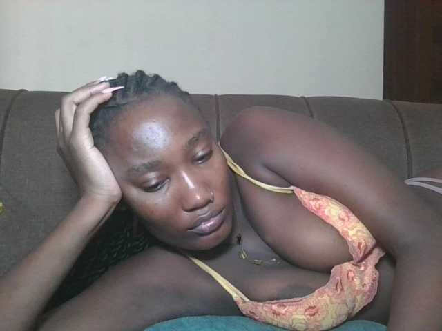 Missprettygal's BongaCams show and profile