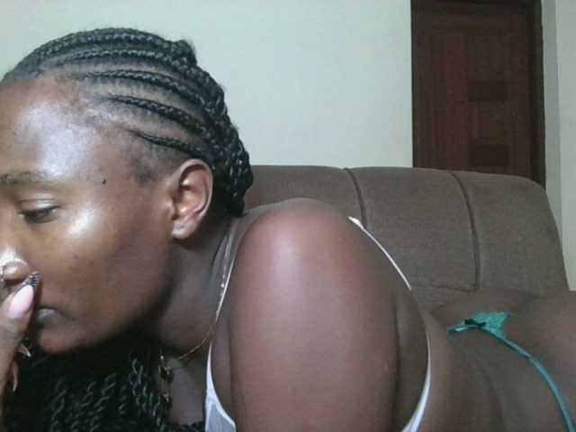 Missprettygal's BongaCams show and profile